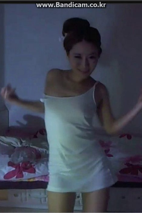 [韩国视讯]ID0293 韩国视讯-Winktv&LiveStar-玫瑰wtrs-03--性感提示：全裸薄纱透视半裸出镜连体袜欲女