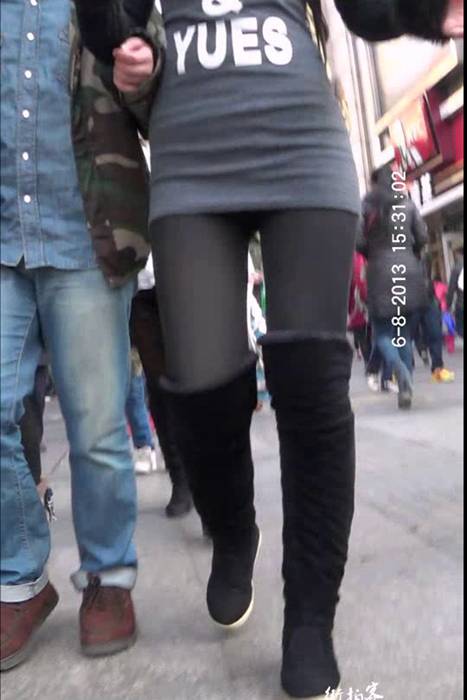 [街拍客视频]jx0364 黑丝超短包臀裙丰满少妇
